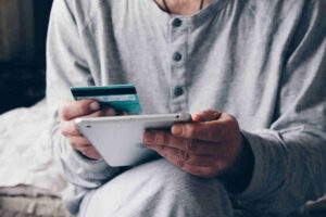 3 Reasons You Should Use Secured Credit